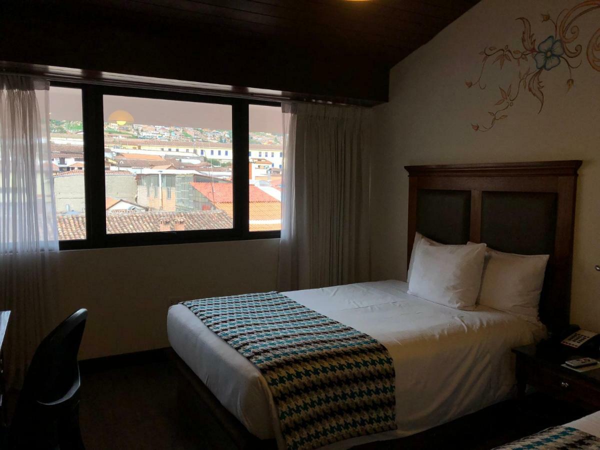 Отель Wyndham Costa Del Sol Куско Экстерьер фото