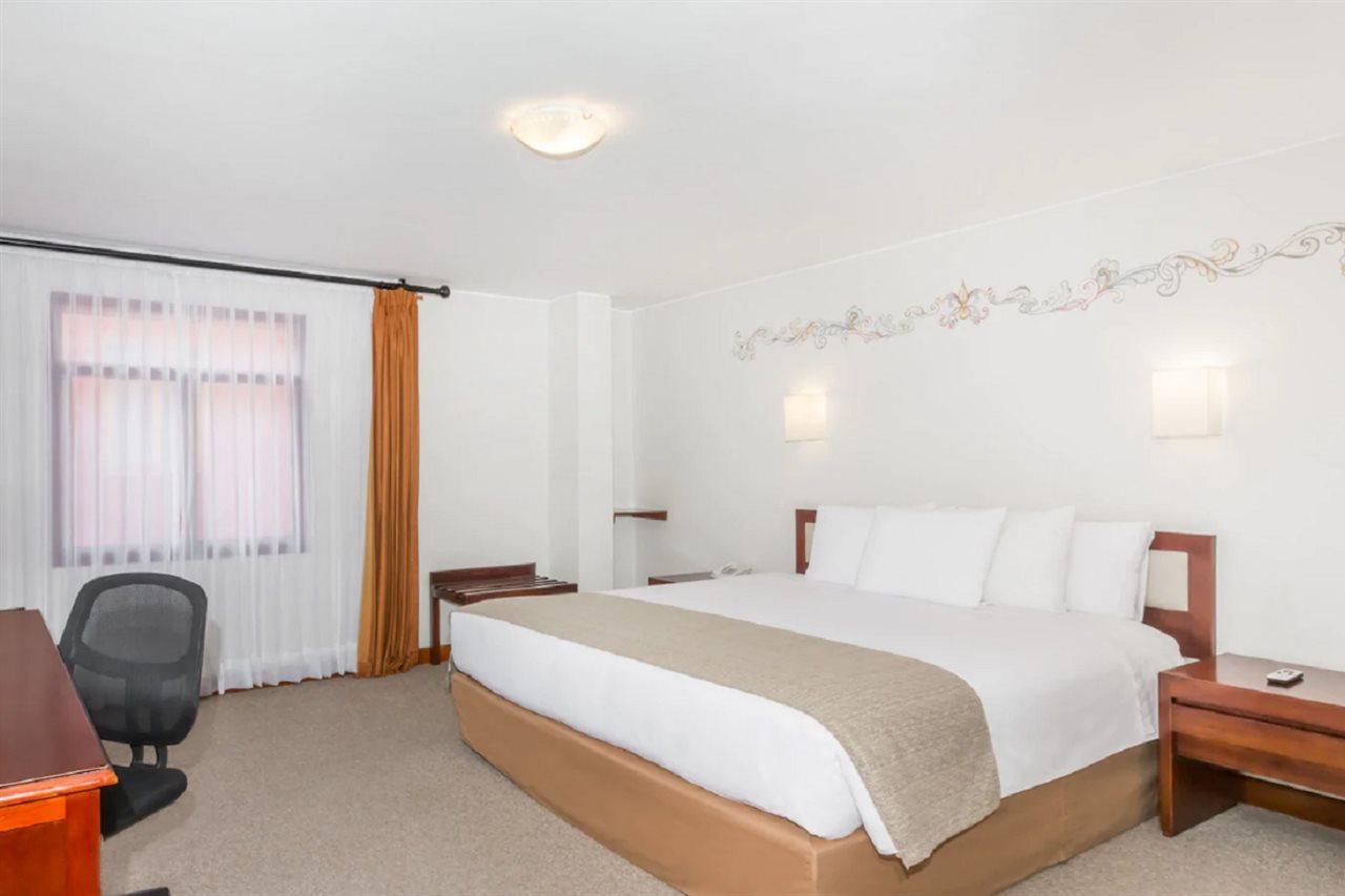 Отель Wyndham Costa Del Sol Куско Экстерьер фото
